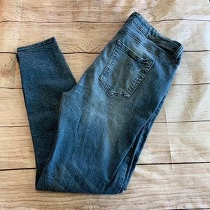 Forever21 distressed jeans